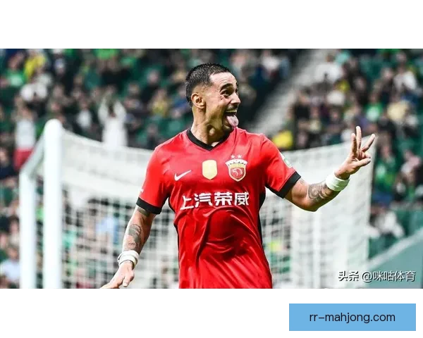 上海海港开局三连胜领跑积分榜展现强劲争冠姿态