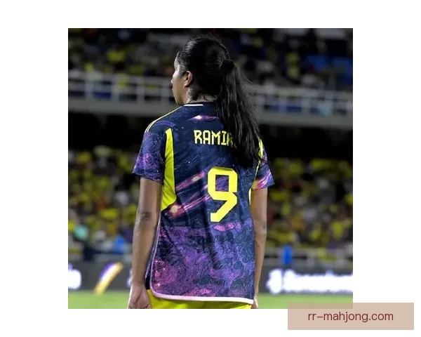 切尔西女足创世界纪录转会费签哥伦比亚国脚拉米雷斯震动足坛